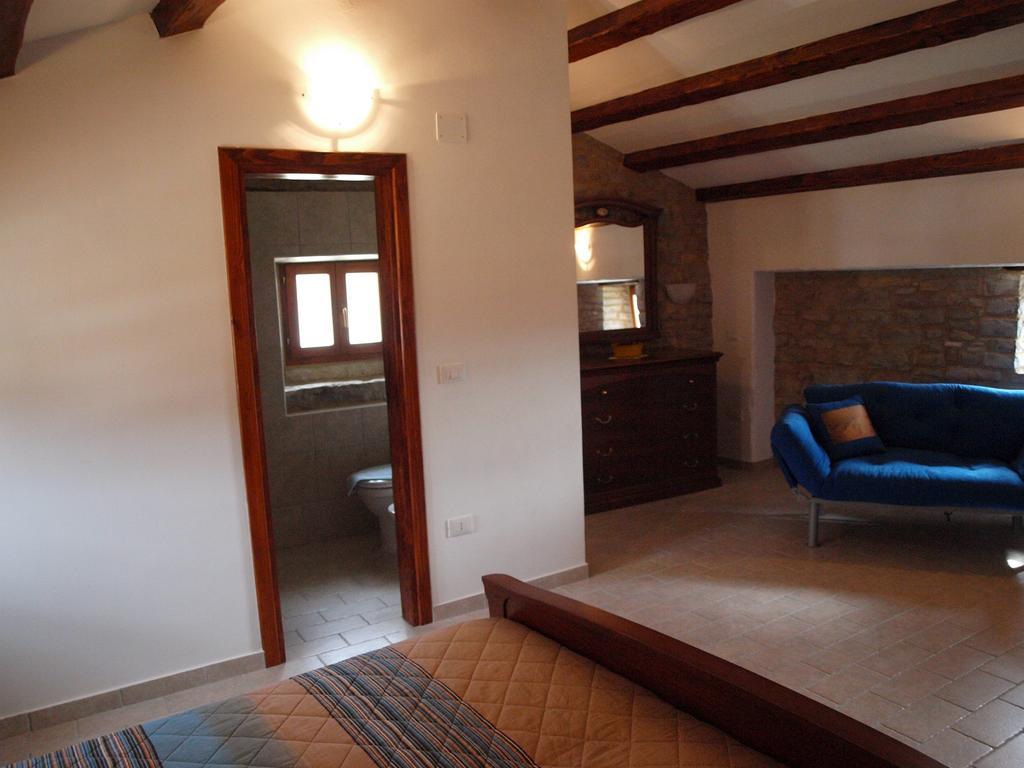 بوجي Al Merlo Olivo, Rural Istrian House المظهر الخارجي الصورة
