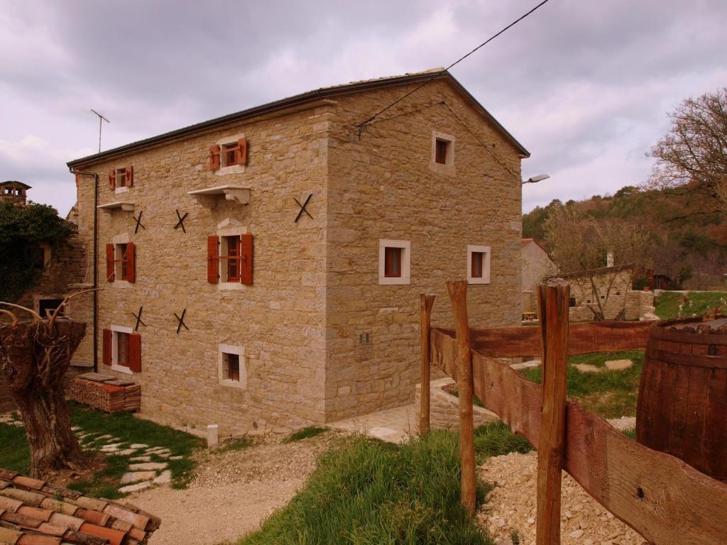 بوجي Al Merlo Olivo, Rural Istrian House المظهر الخارجي الصورة